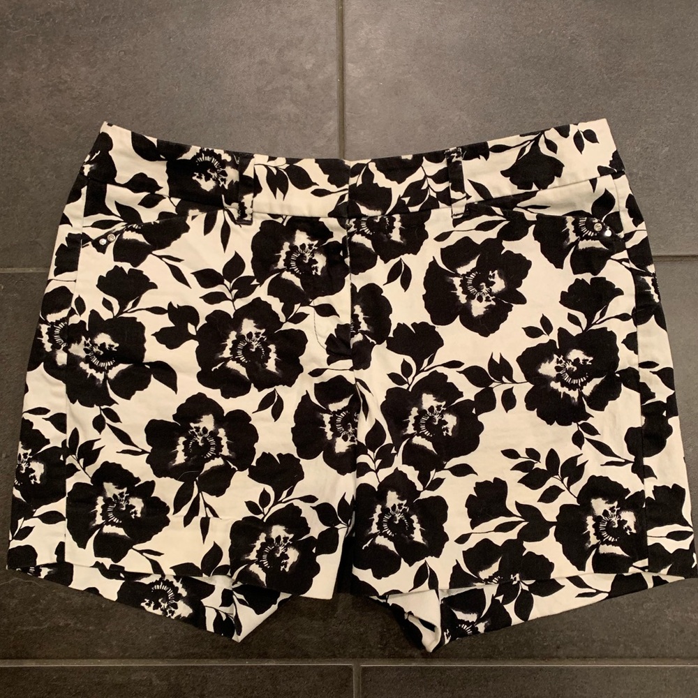 Black and white flower shorts